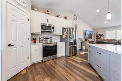 1363 Summit Drive, Winona, MN 55987 - Photo 8