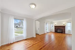 3717 Perry Ave N, Robbinsdale, MN 55422 - Photo 2