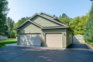 13895 Knollwood Dr, Baxter, MN 56425 - Photo 16