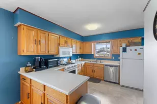 3930 Vera Cruz Ave N, Robbinsdale, MN 55422 - Photo 14