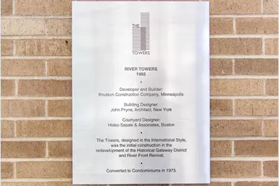 19 S 1st Street #B1404, Minneapolis, MN 55401 - Photo 18