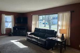 306 E 2nd St, Minneota, MN 56264 - Photo 10