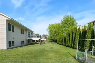 526 Hackney Ave, Shakopee, MN 55379 - Photo 40
