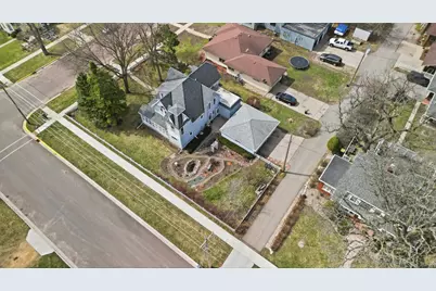 125 E 2nd Street, Blue Earth, MN 56013 - Photo 4