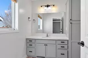 2888 Wyndam Ct, Shakopee, MN 55379 - Photo 24