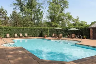 425 Carpenters Pt, Wayzata, MN 55391 - Photo 12