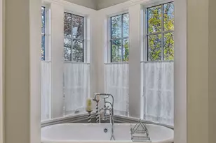 425 Carpenters Pt, Wayzata, MN 55391 - Photo 52