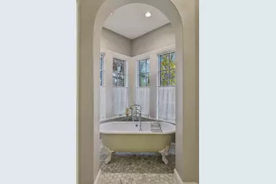 425 Carpenters Point, Wayzata, MN 55391 - Photo 56