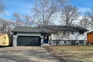 3019 114th Ln NW, Coon Rapids, MN 55433 - Photo 2