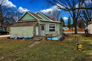 131 E Schlieman Ave, Appleton, MN 56208 - Photo 16