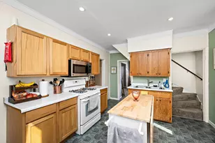 970 Geranium Ave E, Saint Paul, MN 55106 - Photo 8