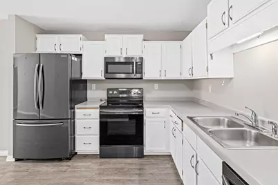 66 9th Street E #1613, Saint Paul, MN 55101 - Photo 6