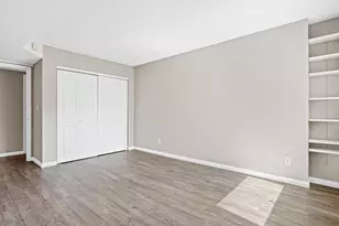 66 9th St E, Saint Paul, MN 55101 - Photo 12