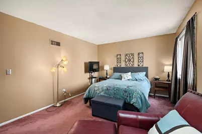 418 Dorland Place, Maplewood, MN 55119 - Photo 12