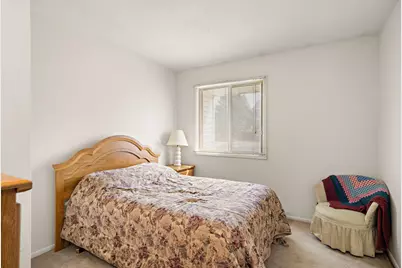 418 Dorland Place, Maplewood, MN 55119 - Photo 14