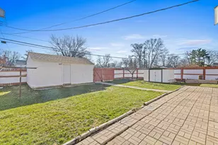 8155 Wentworth Ave S, Bloomington, MN 55420 - Photo 18