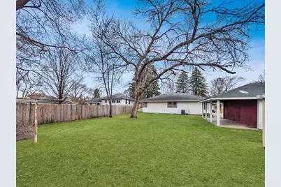 2940 115th Avenue NW, Coon Rapids, MN 55433 - Photo 32