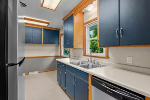 1328 Kilmer Ave, Saint Louis Park, MN 55426 - Photo 2