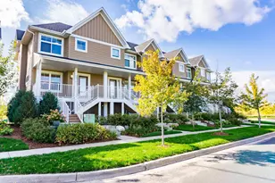 2976 Clover Ridge Dr, Chaska, MN 55318 - Photo 34