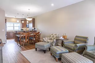 2976 Clover Ridge Dr, Chaska, MN 55318 - Photo 14