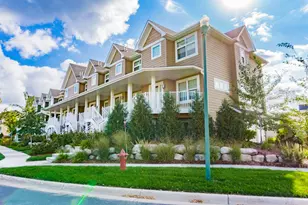 2976 Clover Ridge Dr, Chaska, MN 55318 - Photo 2