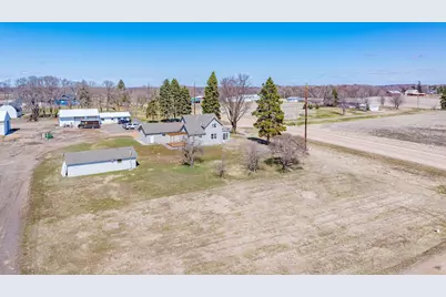 5690 County Road 10 N, Waconia, MN 55387 - Photo 10