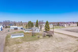 5690 County Road 10 N, Waconia, MN 55387 - Photo 10