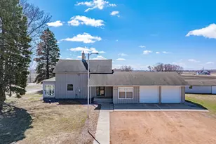 5690 County Road 10 N, Waconia, MN 55387 - Photo 4