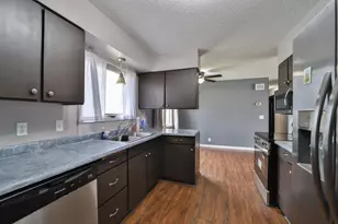 1408 10th Ave NE, Brainerd, MN 56401 - Photo 2