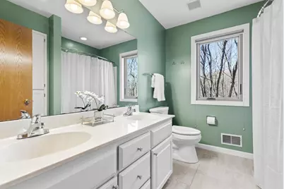 2140 Stone Creek Drive, Chanhassen, MN 55317 - Photo 28