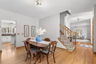 2140 Stone Creek Dr, Chanhassen, MN 55317 - Photo 16