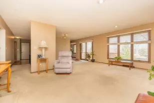 502 Highland Dr, Chanhassen, MN 55317 - Photo 12