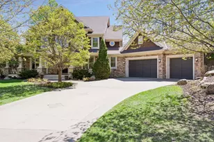 1750 Lucy Ridge Ct, Chanhassen, MN 55317 - Photo 1