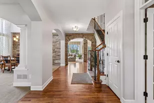 1750 Lucy Ridge Ct, Chanhassen, MN 55317 - Photo 10