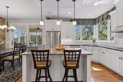 1750 Lucy Ridge Court, Chanhassen, MN 55317 - Photo 18