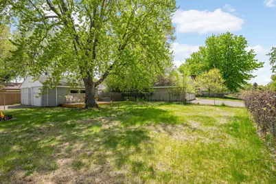 7025 47th Avenue N, Crystal, MN 55428 - Photo 28