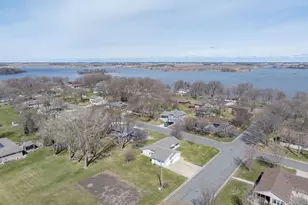 1025 Park Dr, Gaylord, MN 55334 - Photo 54