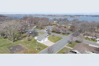 1025 Park Drive, Gaylord, MN 55334 - Photo 70