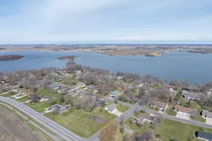 1025 Park Dr, Gaylord, MN 55334 - Photo 58