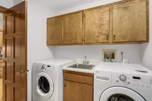 8400 Pennsylvania Rd, Bloomington, MN 55438 - Photo 18