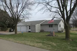 1481 115th St, Luverne, MN 56156 - Photo 1