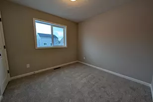 10520 Goodview Ave S, Cottage Grove, MN 55016 - Photo 6