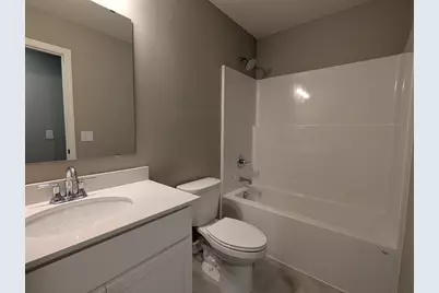 10520 Goodview Avenue S, Cottage Grove, MN 55016 - Photo 8