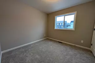 10520 Goodview Ave S, Cottage Grove, MN 55016 - Photo 8