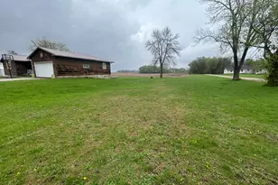 303 N Clark St, Ceylon, MN 56121 - Photo 30
