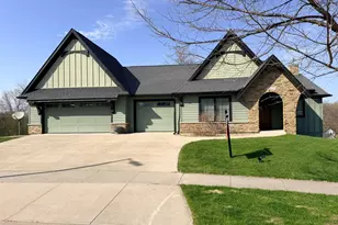 4070 Cameo Pl NE, Rochester, MN 55906 - Photo 2