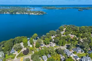 185 W Lake St, Excelsior, MN 55331 - Photo 2