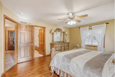 4120 Minnesota Lane N, Plymouth, MN 55446 - Photo 22