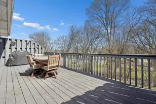 5125 Stoney Bridge Ct, Minnetonka, MN 55345 - Photo 2