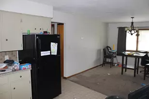 1109 S Moore St, Blue Earth, MN 56013 - Photo 14